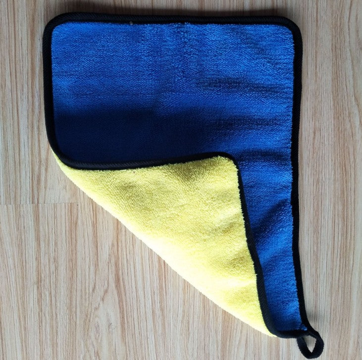 Dual-Sided Microfiber Car Cleaning Towel – Wet & Dry Use